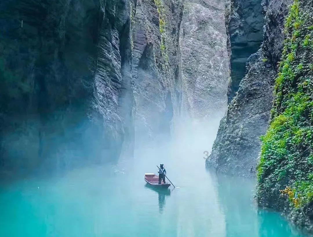 逃出昏暗的房子